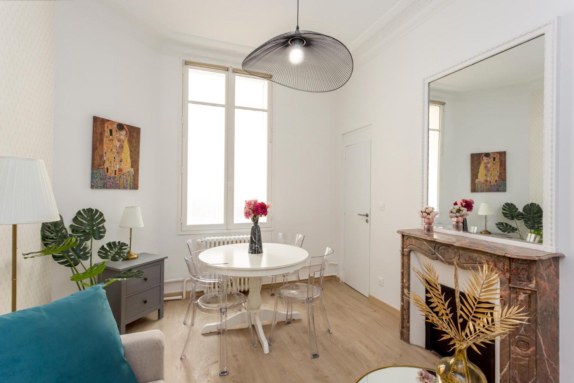 Cozy Apartment - Champs Elysees - Wagram París Exterior foto